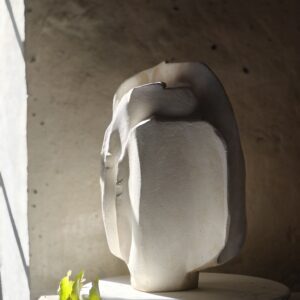 Clef de voute_vase Sculpture